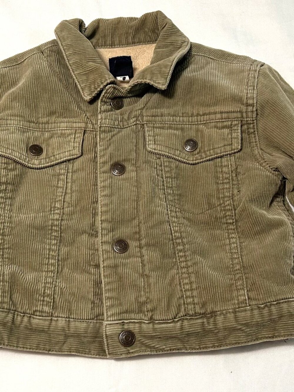 2T (2 years) GAP Corduroy Trucker Jacket with Sherpa lining Excellent Condition!